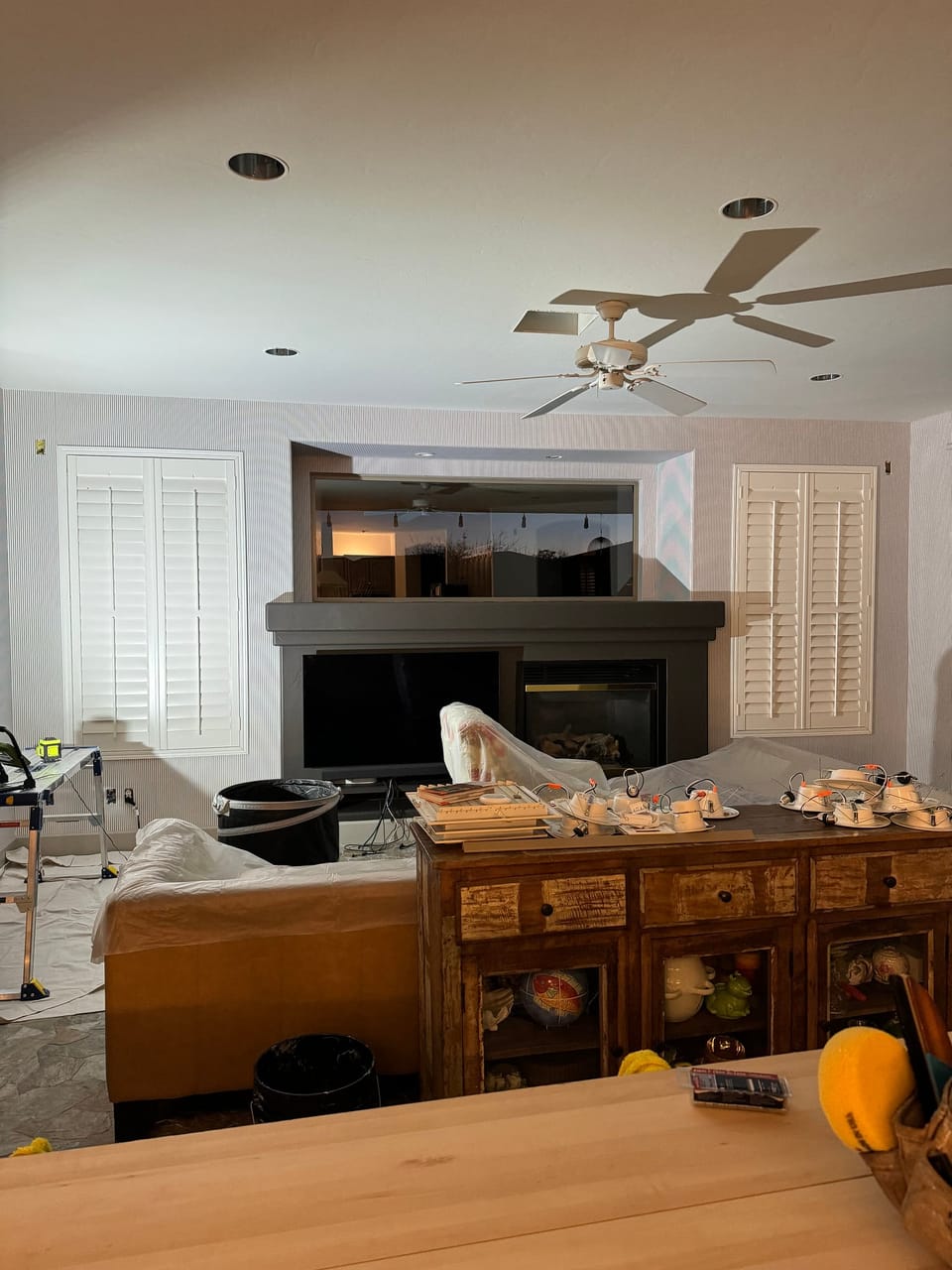 Living room with patterned walls