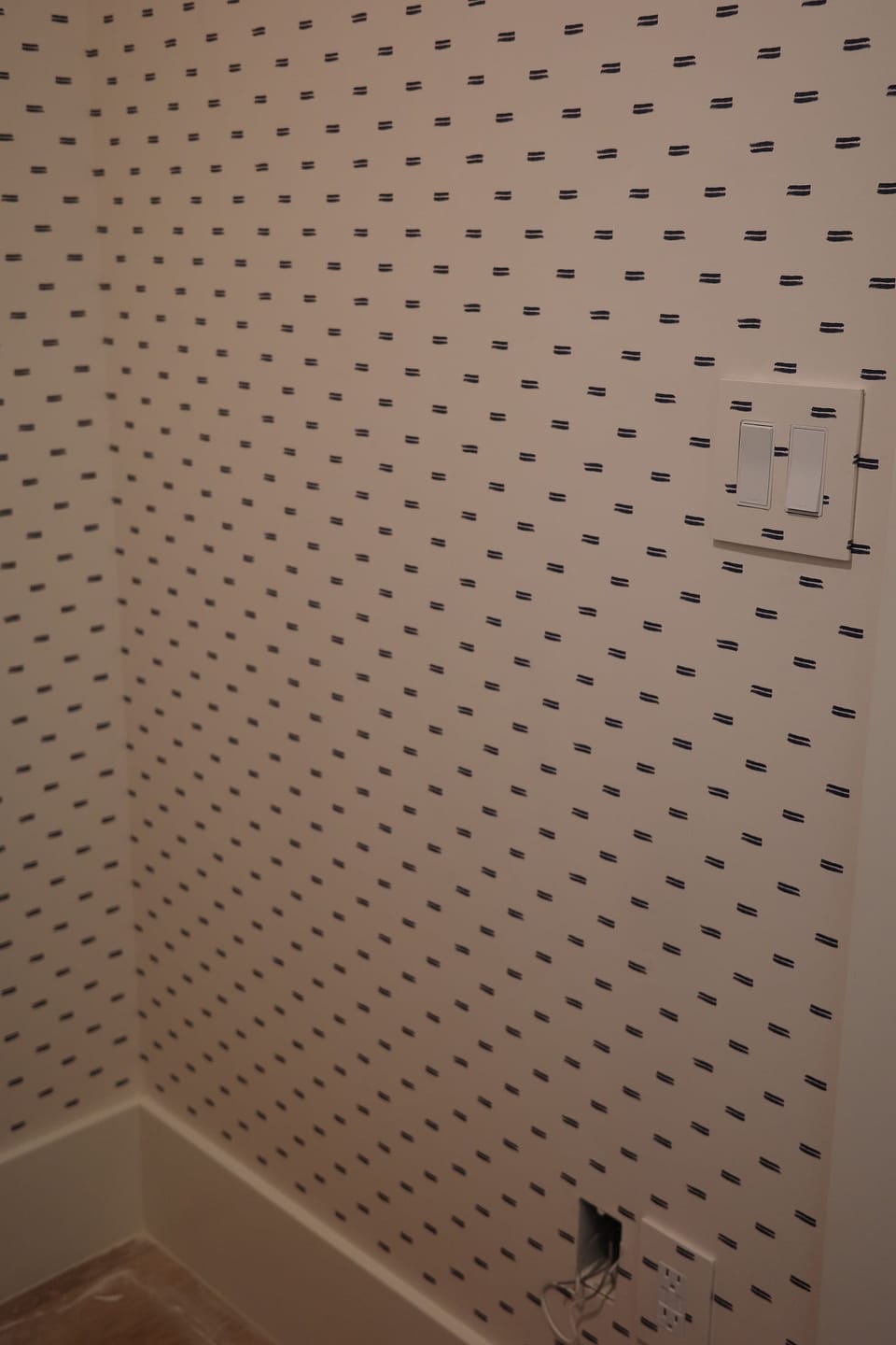 Small-pattern paper with a switch plate wrapped